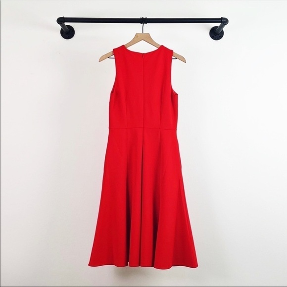 NWT Trina Turk Bacall Crepe Sleeveless Midi Fit & Flare Dress in Red - Picture 7 of 8